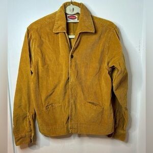 Vintage Eaton’s corduroy jacket size M in mustard yellow.